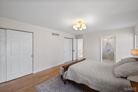 Tiny photo for 14121 Parliament Drive, Chesterfield, MO 63017 (MLS # 26003803)