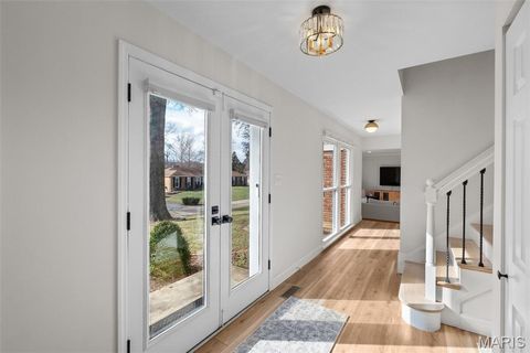 Tiny photo for 14121 Parliament Drive, Chesterfield, MO 63017 (MLS # 26003803)