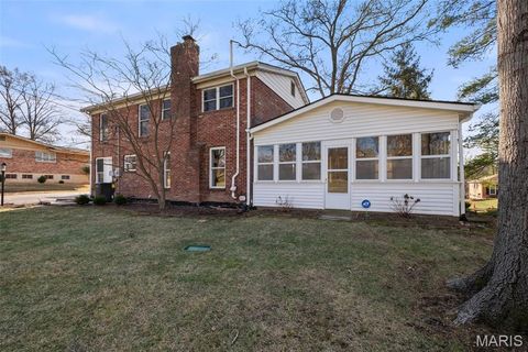 Tiny photo for 14121 Parliament Drive, Chesterfield, MO 63017 (MLS # 26003803)
