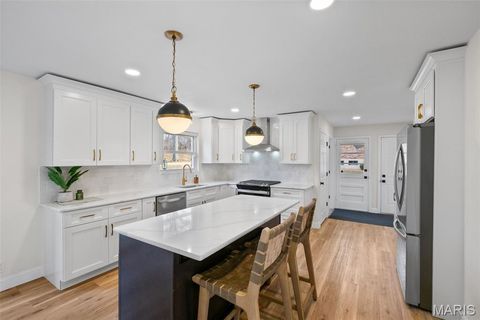 Tiny photo for 14121 Parliament Drive, Chesterfield, MO 63017 (MLS # 26003803)