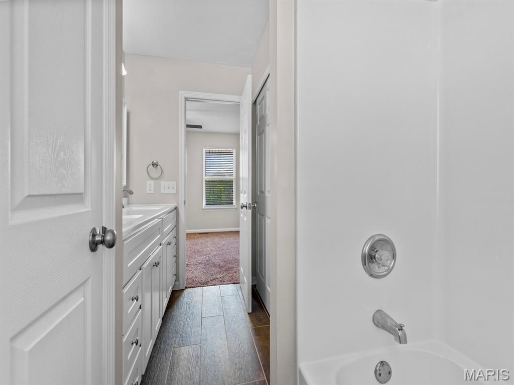 Valley Oaks 01 - Residential