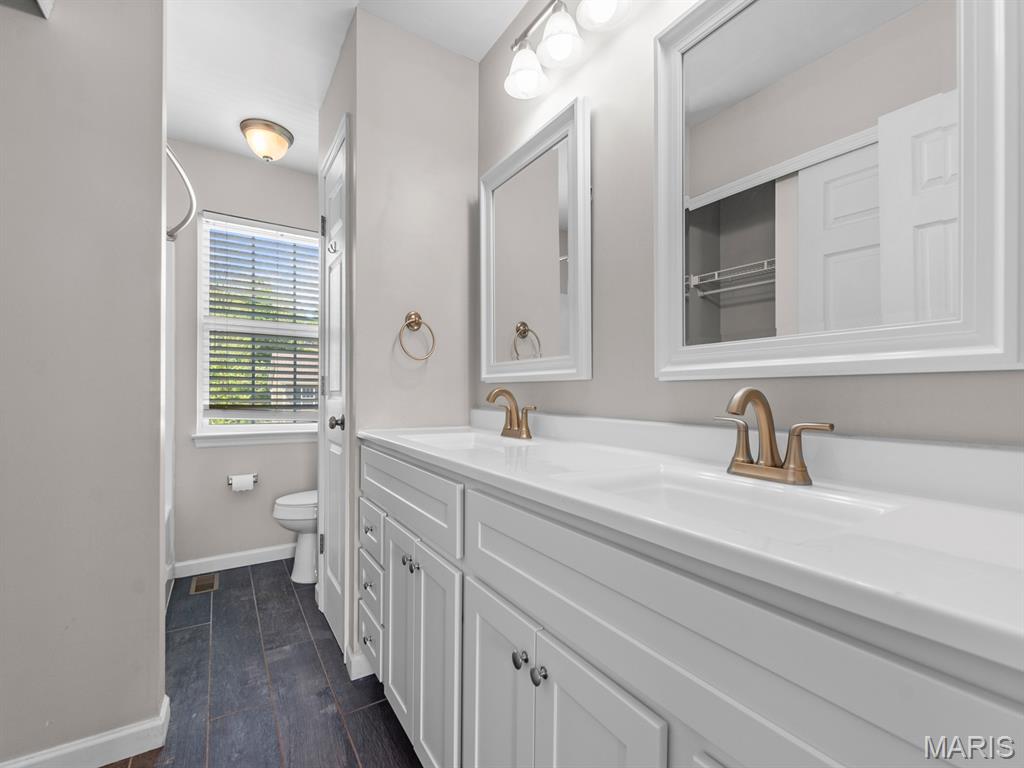 Valley Oaks 01 - Residential