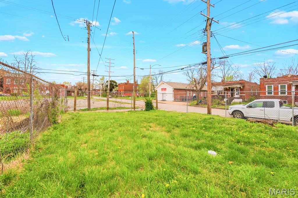 St Louis U Tr Add - Residential Income