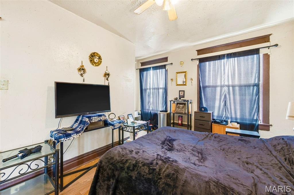 St Louis U Tr Add - Residential Income