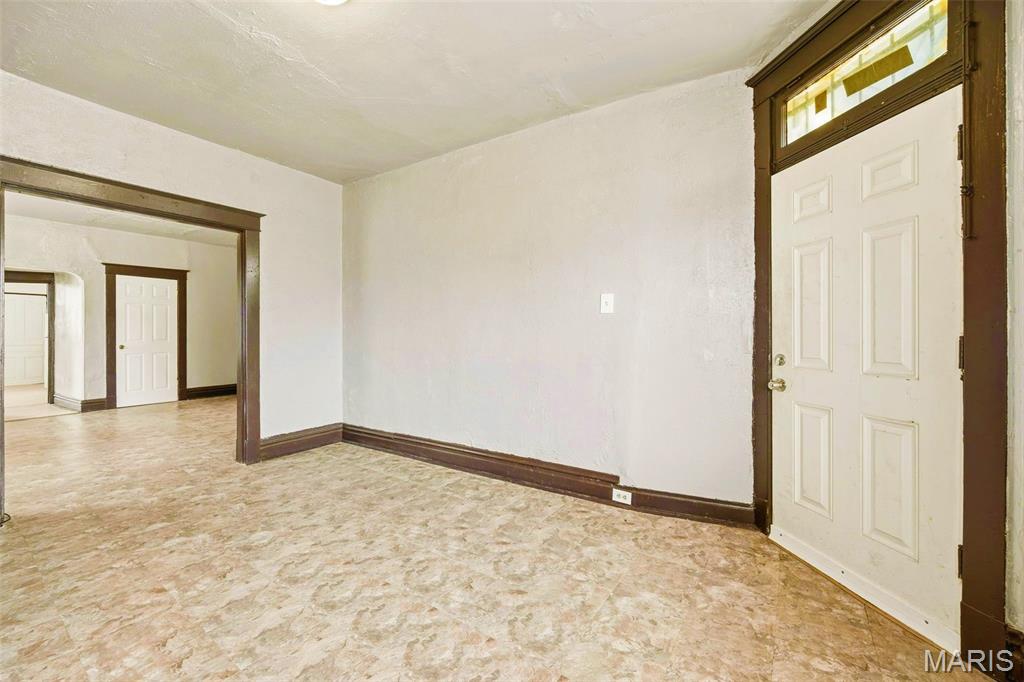 St Louis U Tr Add - Residential Income