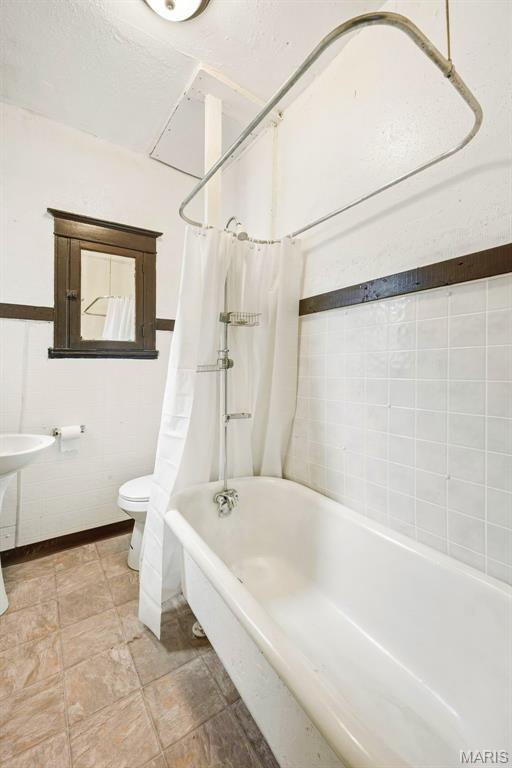 St Louis U Tr Add - Residential Income