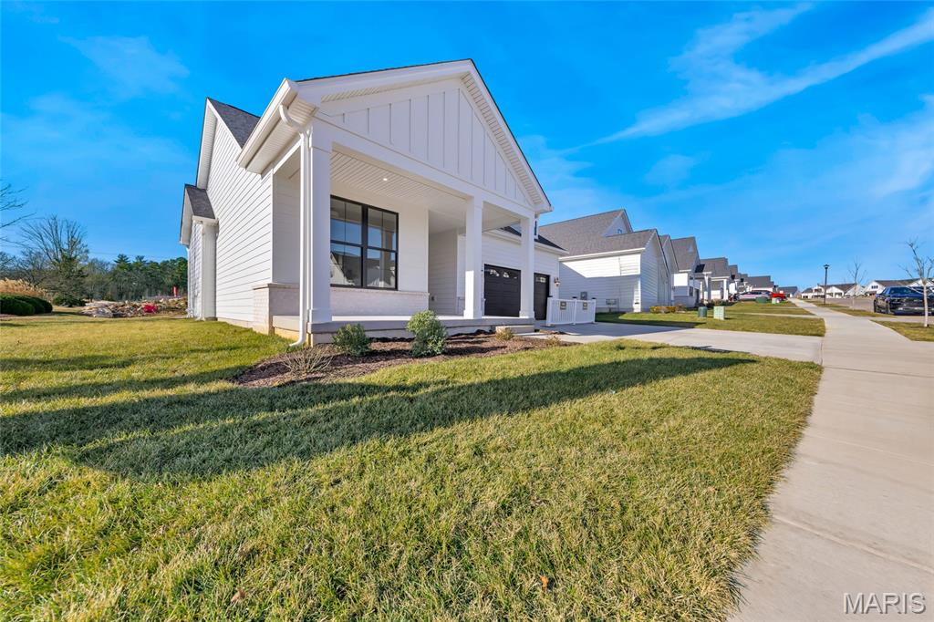 Courtyards at Barathaven - Residential