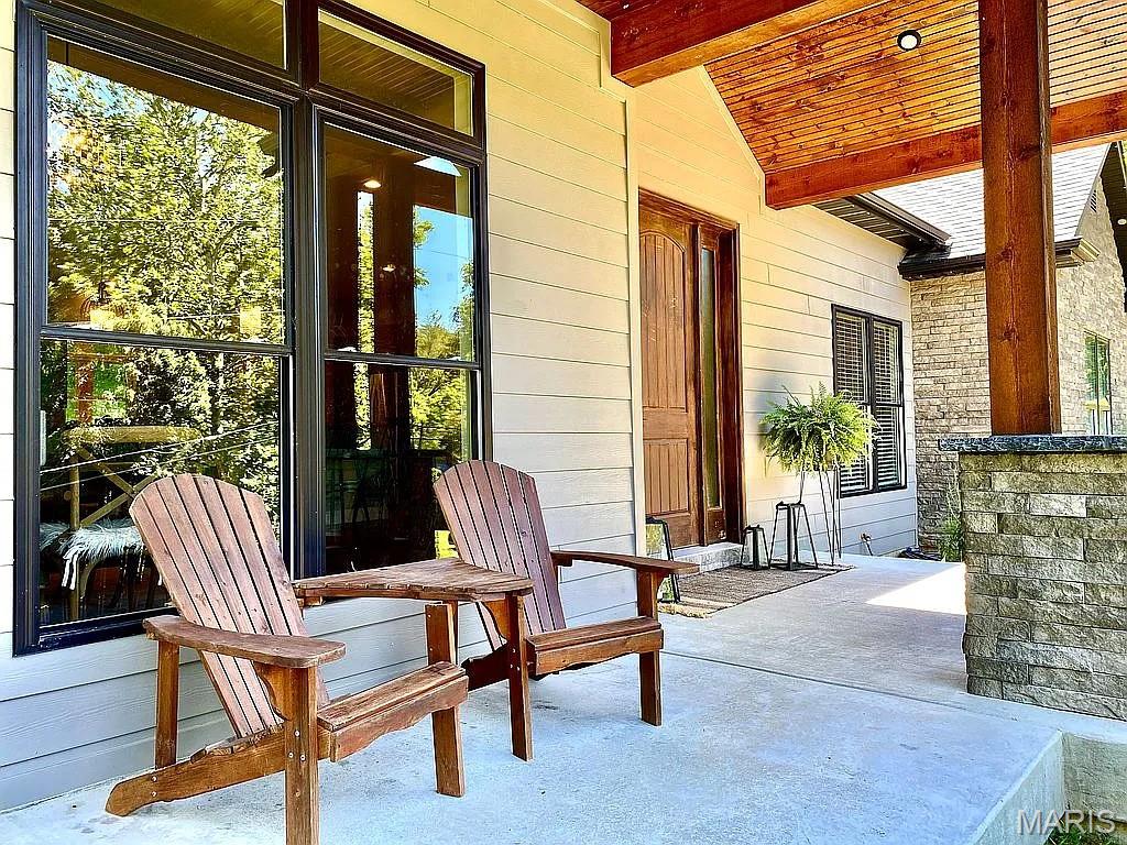 1106 Palmer Place