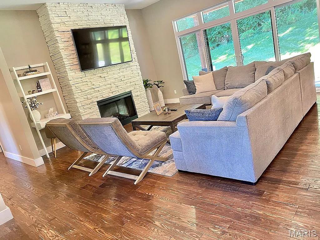 1106 Palmer Place