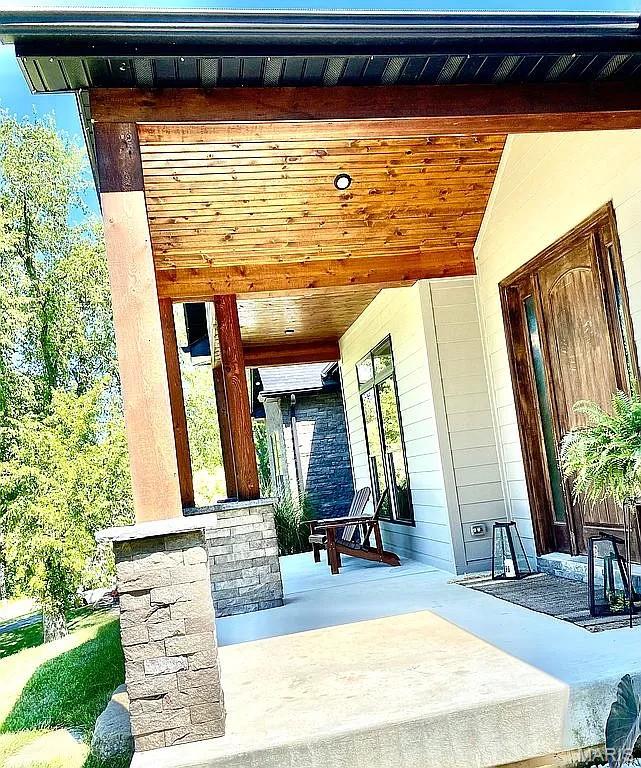 1106 Palmer Place