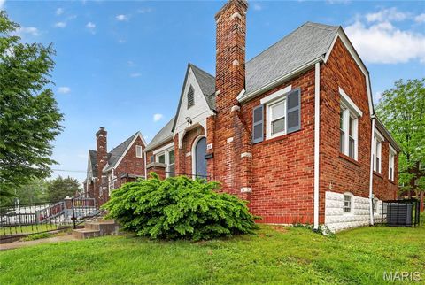 Tiny photo for 21 Robert Avenue, St Louis, MO 63135 (MLS # 26026846)