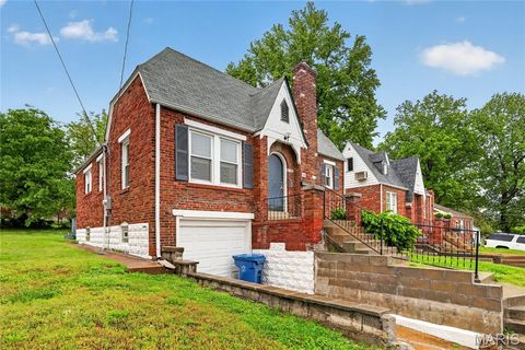 Tiny photo for 21 Robert Avenue, St Louis, MO 63135 (MLS # 26026846)