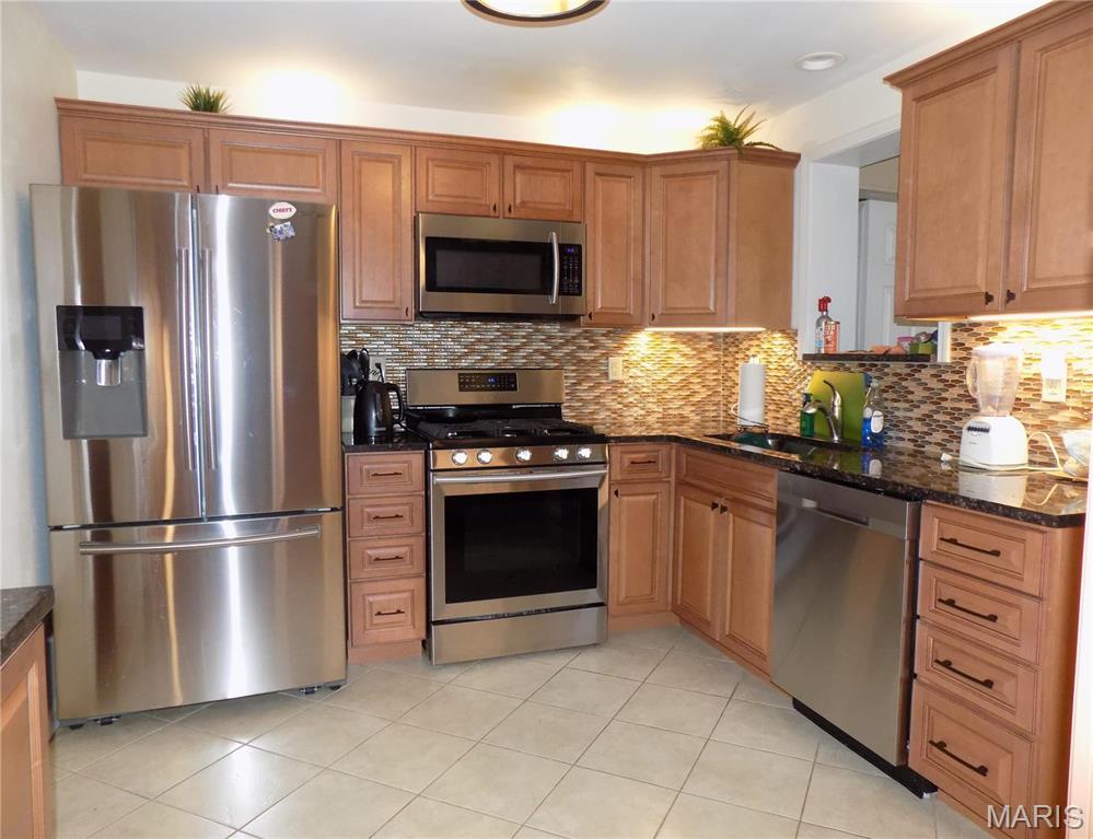 St Louis, Missouri 63122, United States, 4 Bedrooms Bedrooms, ,2 BathroomsBathrooms,Residential,Active,23695