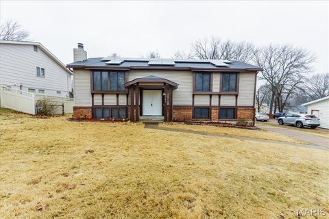 Photo of 2345 Derhake Road, Florissant, MO 63033 (MLS # 26012568)