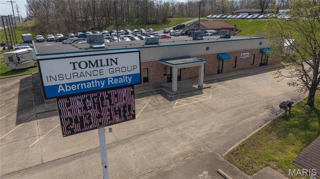 Chrisemma - Commercial Lease