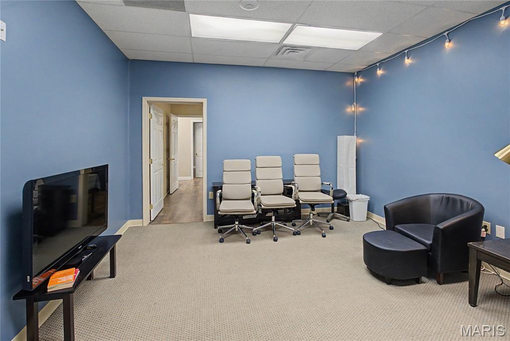 Chrisemma - Commercial Lease