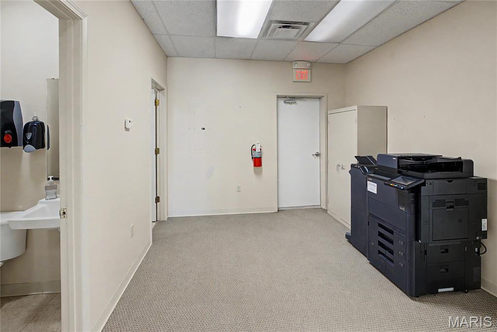 Chrisemma - Commercial Lease