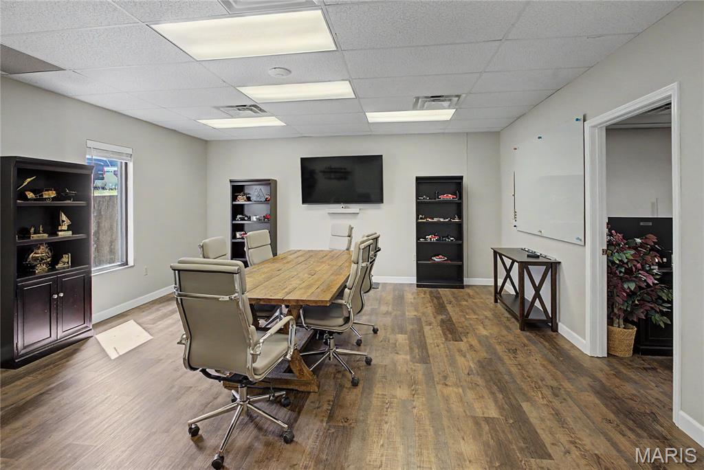 Chrisemma - Commercial Lease