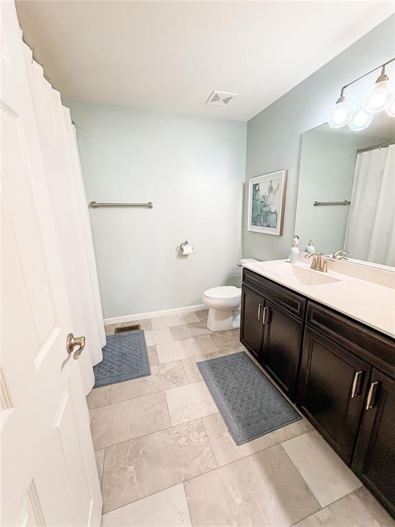 5333 Lakepath Way