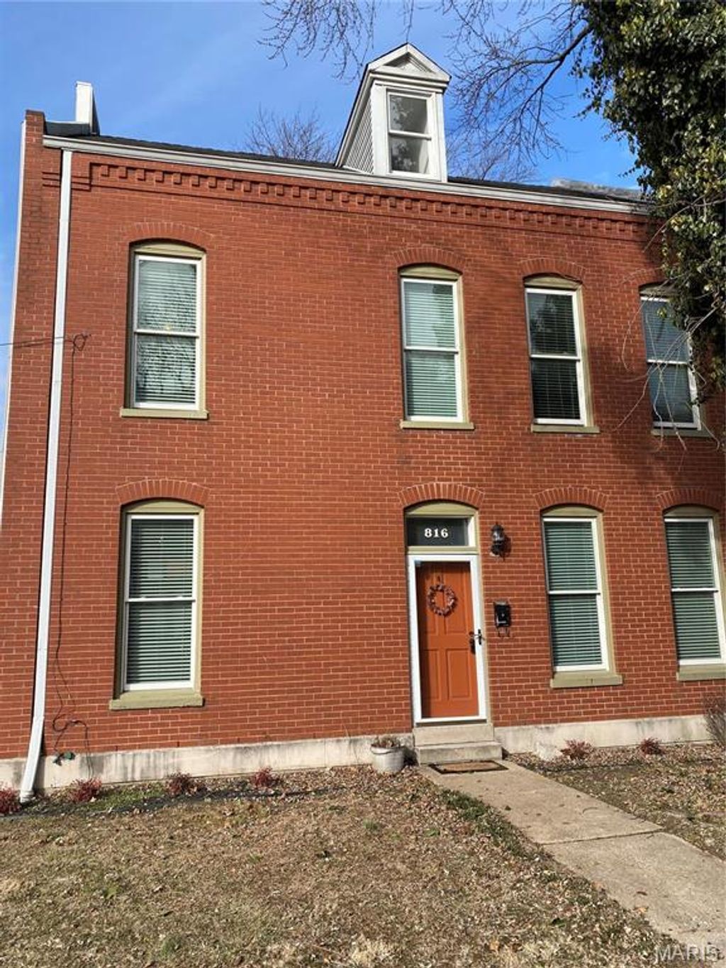 Photo of 816 Ann Avenue, St Louis, MO 63104 (MLS # 26013465)