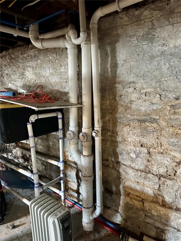 Lucas & Hunt Add - Residential Income