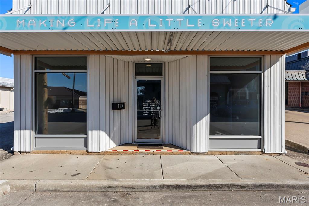 City/Perryville - Commercial Sale