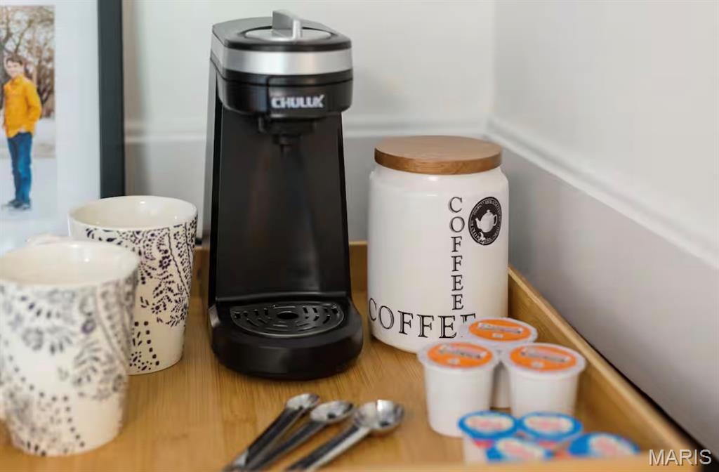 City/Perryville - Commercial Sale