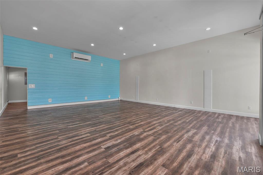 City/Perryville - Commercial Sale