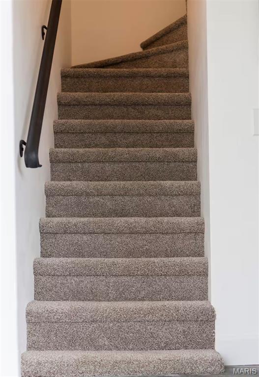 City/Perryville - Commercial Sale