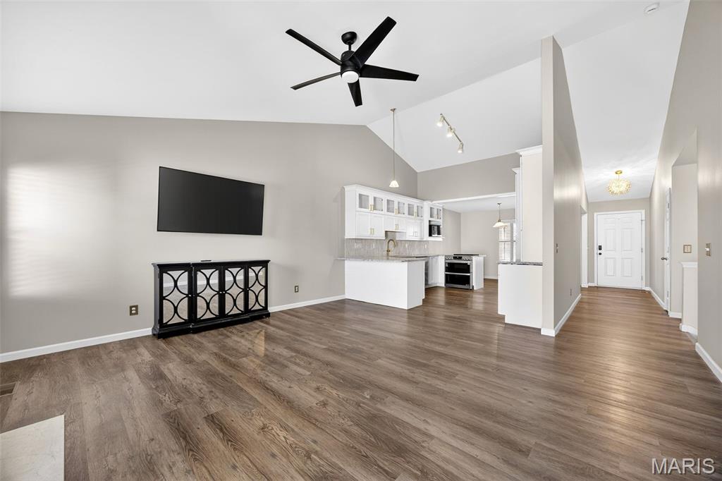 Madison Park Villas - Residential