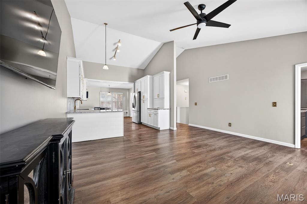 Madison Park Villas - Residential