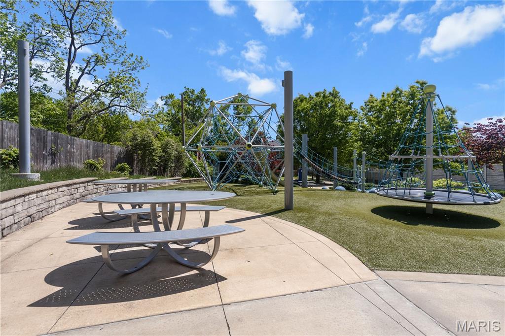 Gratiot League Square - Residential