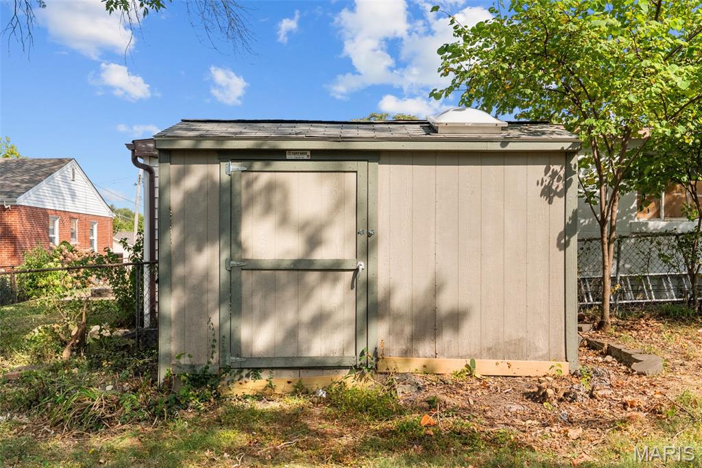 Leondale Terrace - Residential