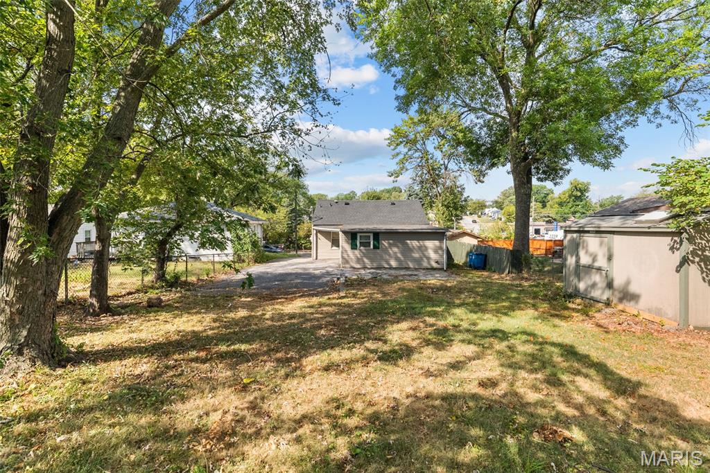 Leondale Terrace - Residential