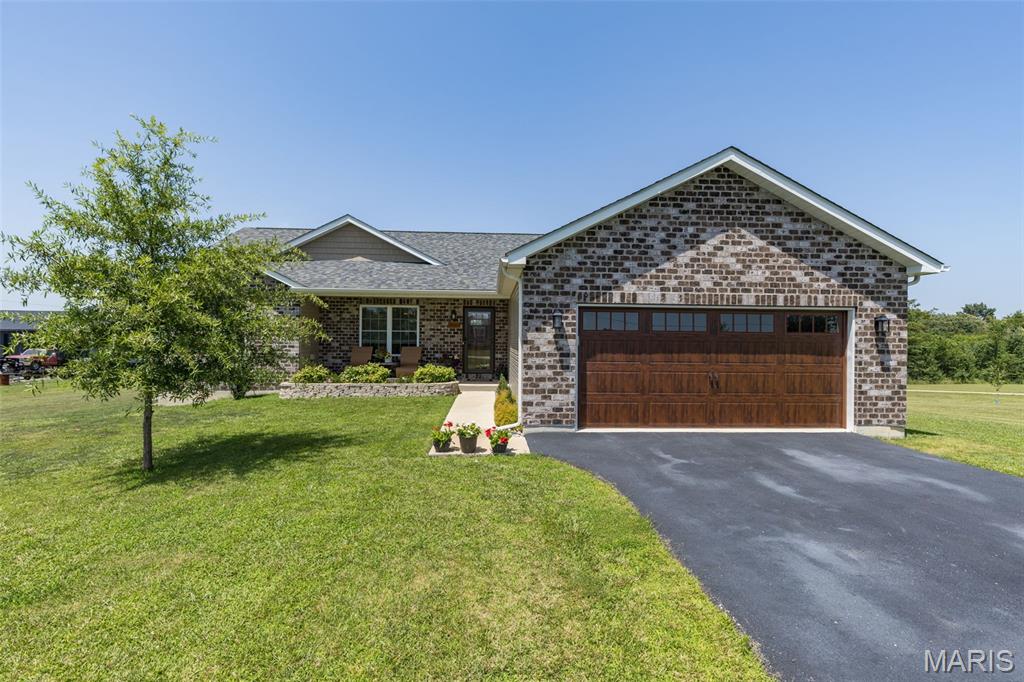 Photo 1 of 45 — 18063 Heritage Drive, Farmington, MO 63640