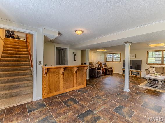 WHISPERING OAKS - Residential