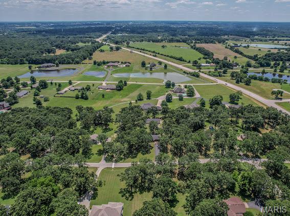 WHISPERING OAKS - Residential