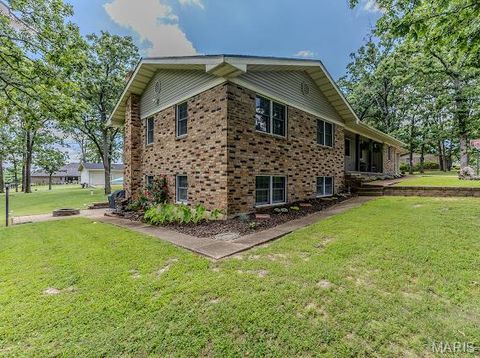 20150 SW OAKWOOD Drive Lebanon MO 65536
