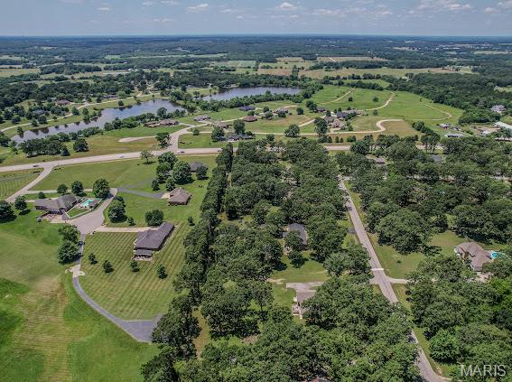 WHISPERING OAKS - Residential