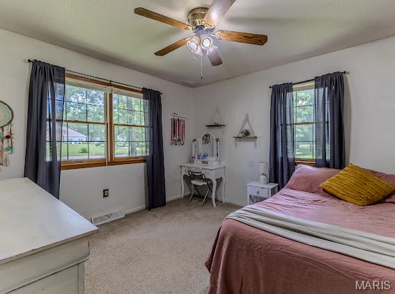 WHISPERING OAKS - Residential