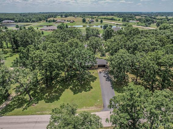 WHISPERING OAKS - Residential