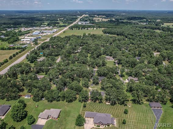 WHISPERING OAKS - Residential