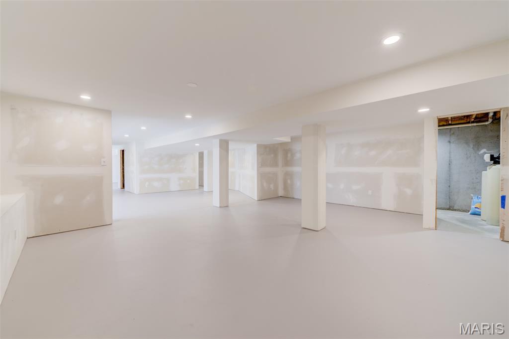 Whitetail Estate - Residential