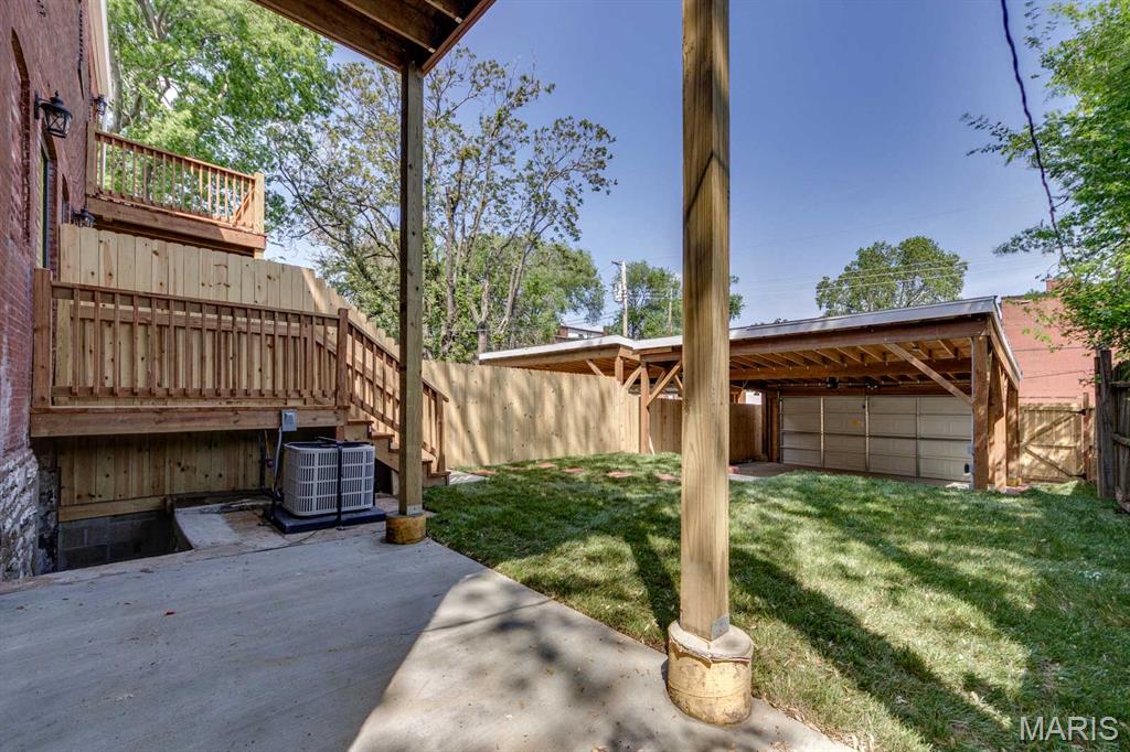 St Louis Commons Add - Residential