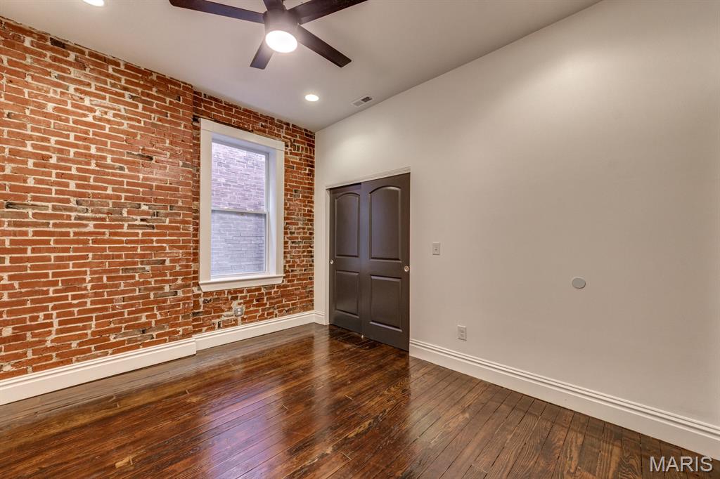 St Louis Commons Add - Residential