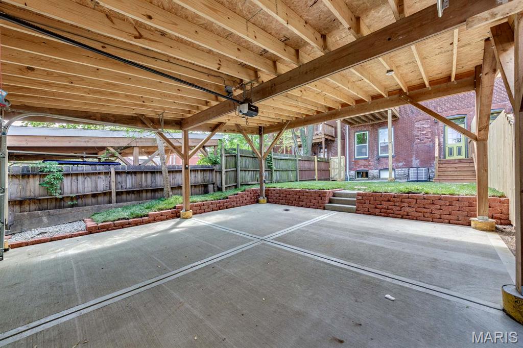 St Louis Commons Add - Residential