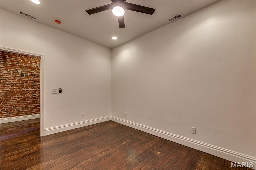 St Louis Commons Add - Residential