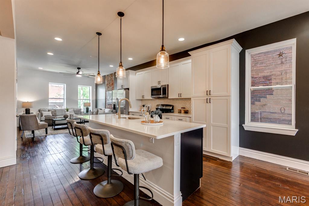 St Louis Commons Add - Residential