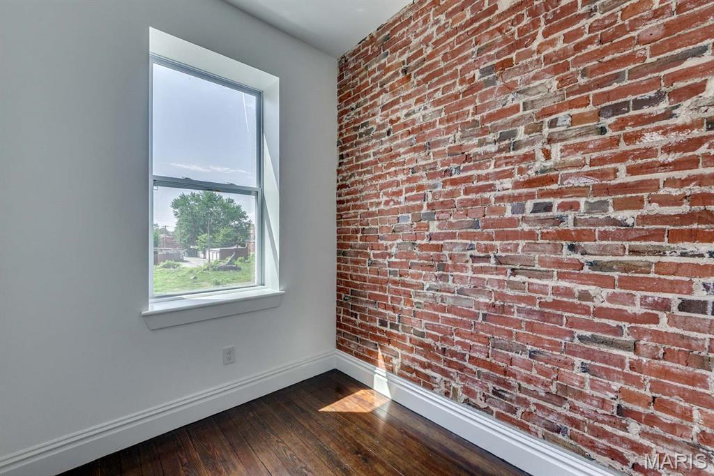 St Louis Commons Add - Residential