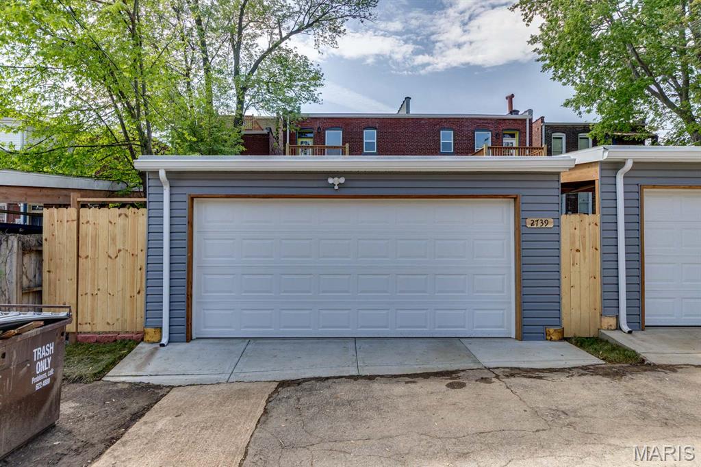 St Louis Commons Add - Residential